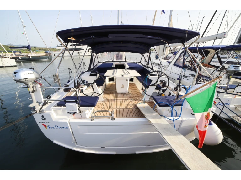 Noleggio Barca a vela con o senza skipper Bénéteau a Castellammare del Golfo