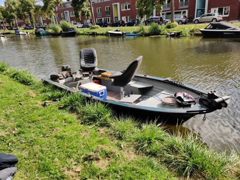 Noleggiare una Onbekend Onbekend a Almere Stad