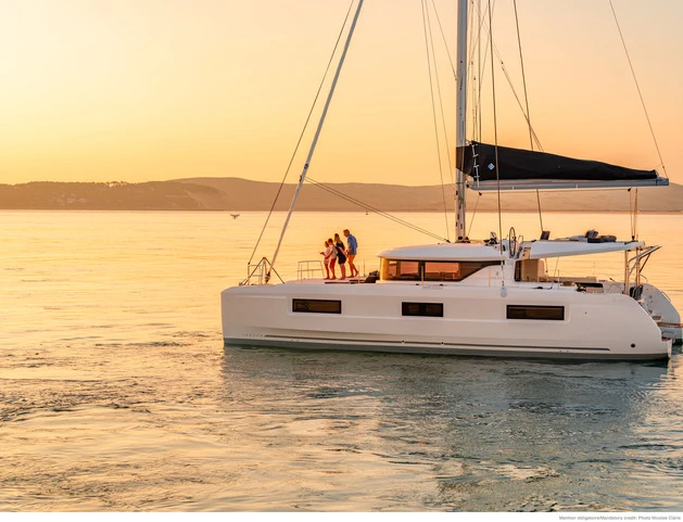 Noleggio barche Lagoon Lagoon 46 a Ajaccio su Samboat
