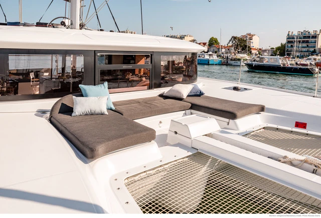 Noleggio Catamarano con o senza skipper Lagoon a Ajaccio