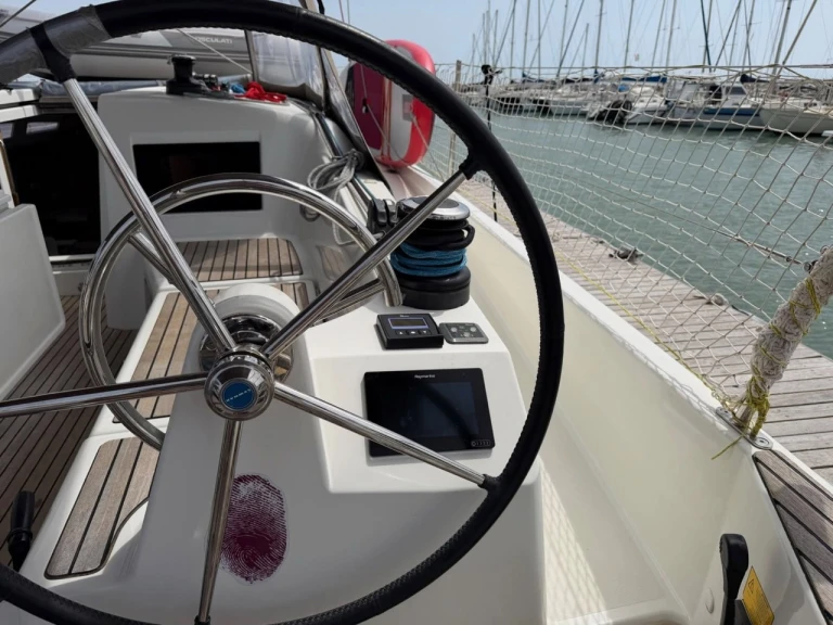 Noleggio a Cecina – Jeanneau Sun Odyssey 410 su SamBoat