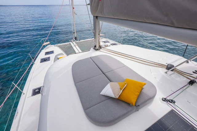 Noleggio Catamarano Lagoon con patente nautica
