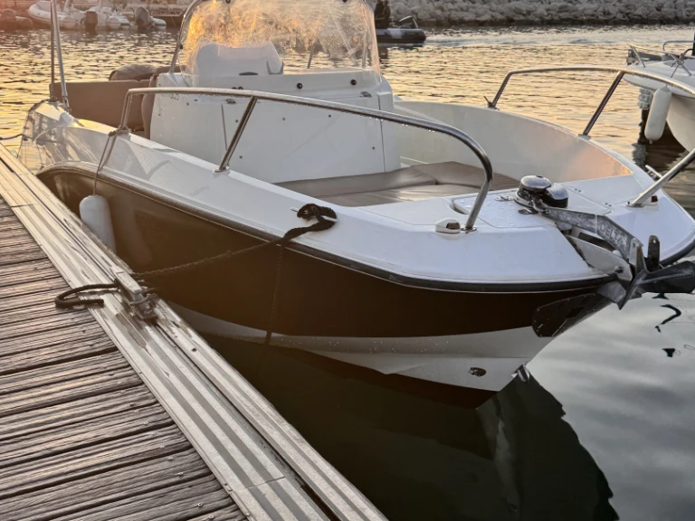 Quicksilver Openactiv da affittare a  Francia