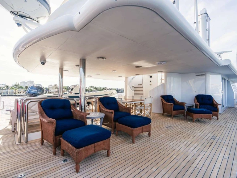Noleggio a Napoli – Oceanfast YCM FIFTY su SamBoat