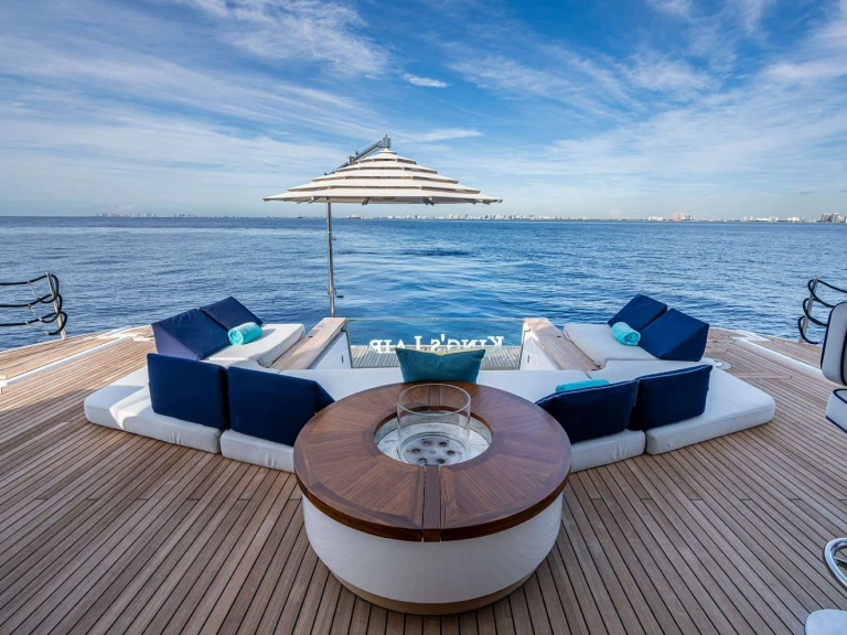 Noleggio Yacht di lusso a Bahama Islands – Benetti KINGS LAIR