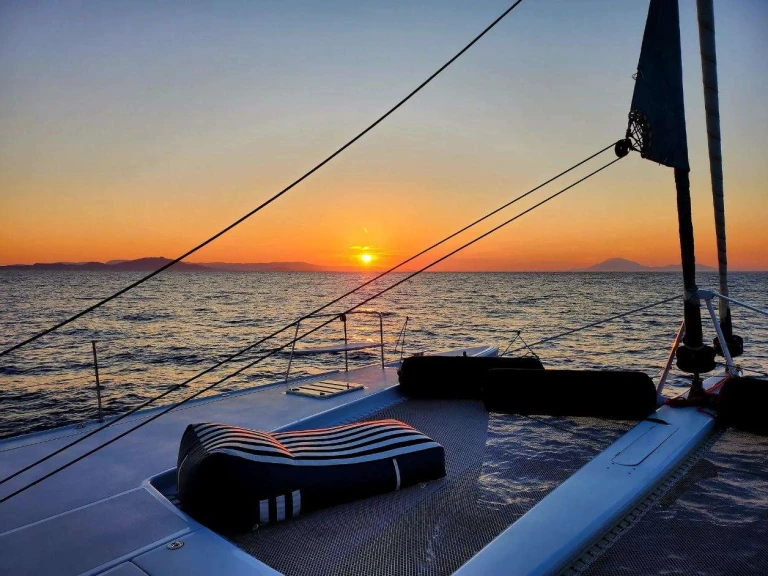 Noleggio Yacht di lusso Catana con patente nautica