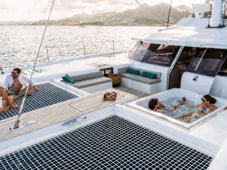 Yacht di lusso a noleggio a Isole Vergini Britanniche al miglior prezzo