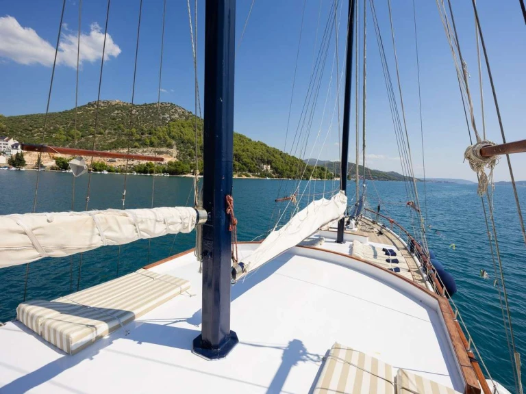 Noleggio Yacht di lusso a Croazia – Custom GARDELIN