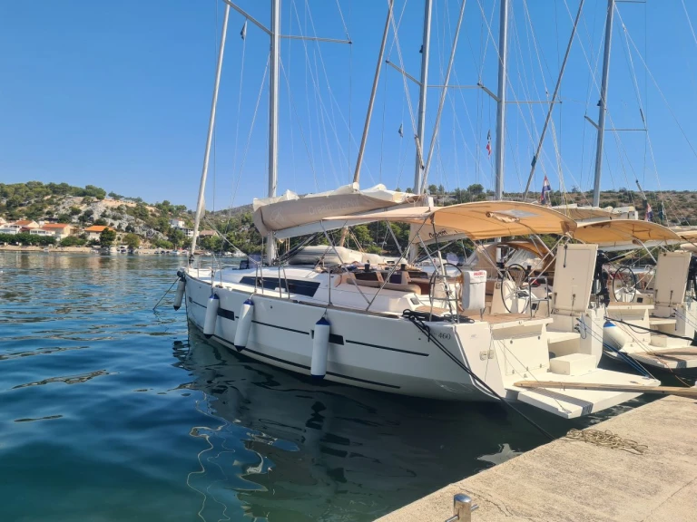 Noleggio Barca a vela con o senza skipper Dufour a Zaton