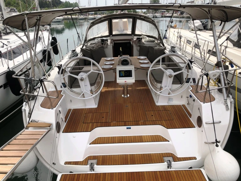 Noleggio Barca a vela Bavaria con patente nautica