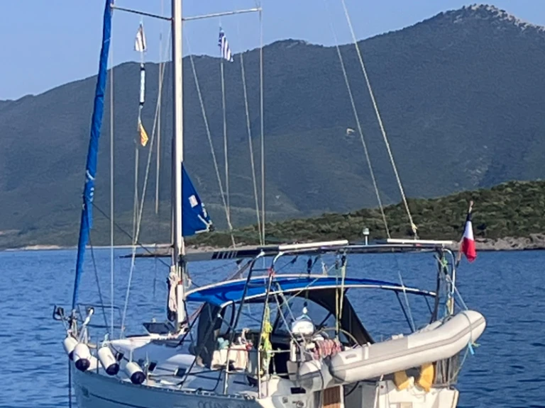 Bénéteau Oceanis 361 da affittare a  Volos