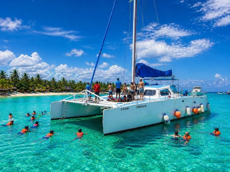 Noleggio Catamarano a Punta Cana – Custom Made custom