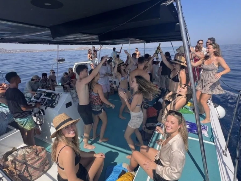 Catamarano a noleggio a Sliema al miglior prezzo