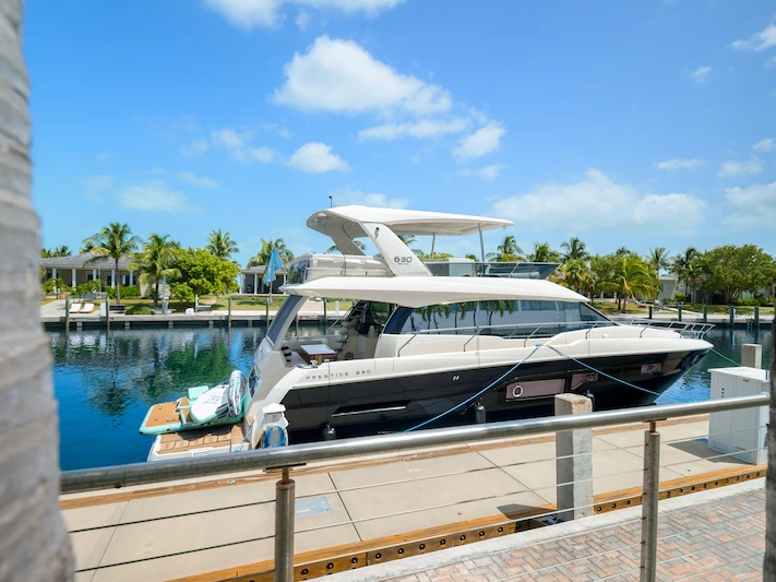Noleggio barche Prestige 630 Flybridge a Miami Beach su Samboat