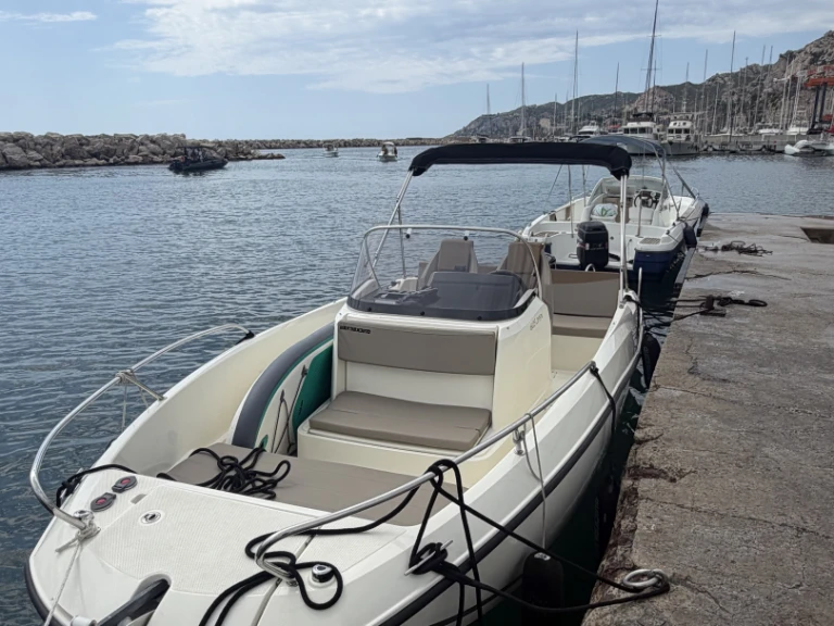Noleggio barche Marsiglia economico Activ 605 Open