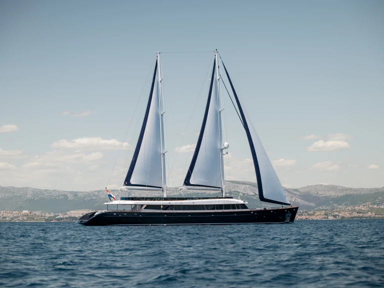 Noleggio barche Sukošan economico Luxury Sailing Yacht CA