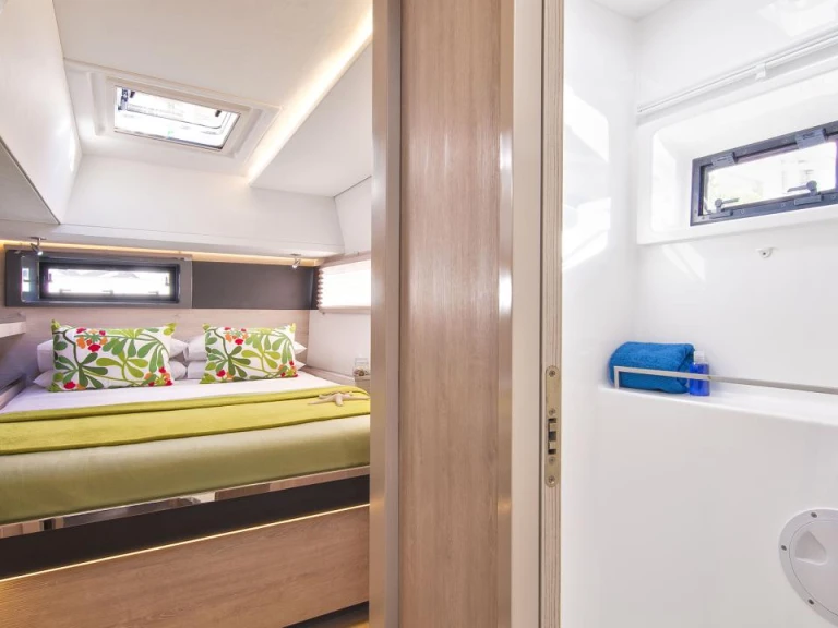 Noleggio Catamarano con o senza skipper Leopard a Il Pireo