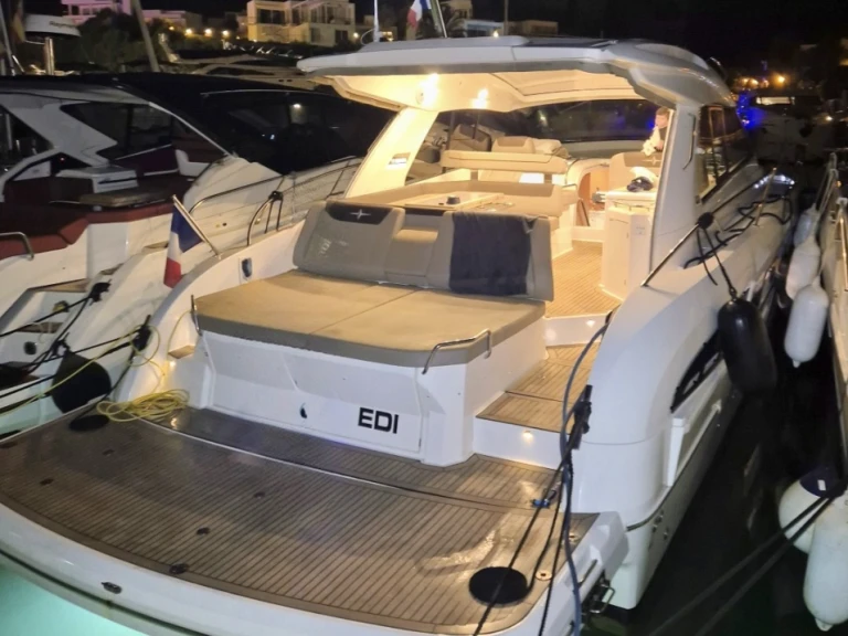 Noleggio a Fréjus – Bavaria S45 ht su SamBoat