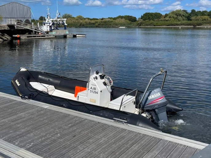 Bombard Explorer 550 SP da affittare a  Rouen
