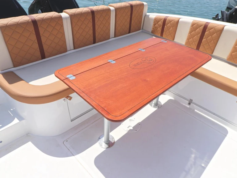 Noleggio barche Siracusa economico Saver 330 WA