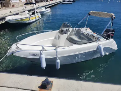 Noleggio Barca a motore Quicksilver con patente nautica