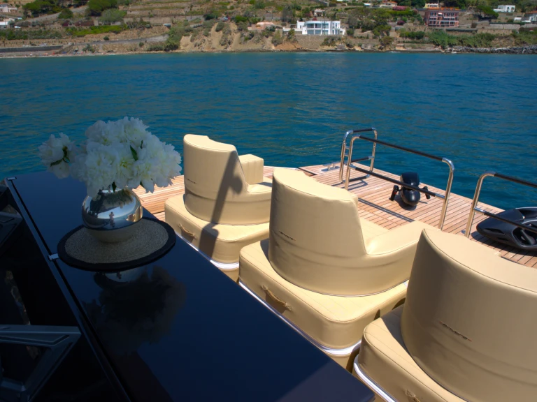 Noleggio barche Anvera 48 a Saint-Tropez su Samboat