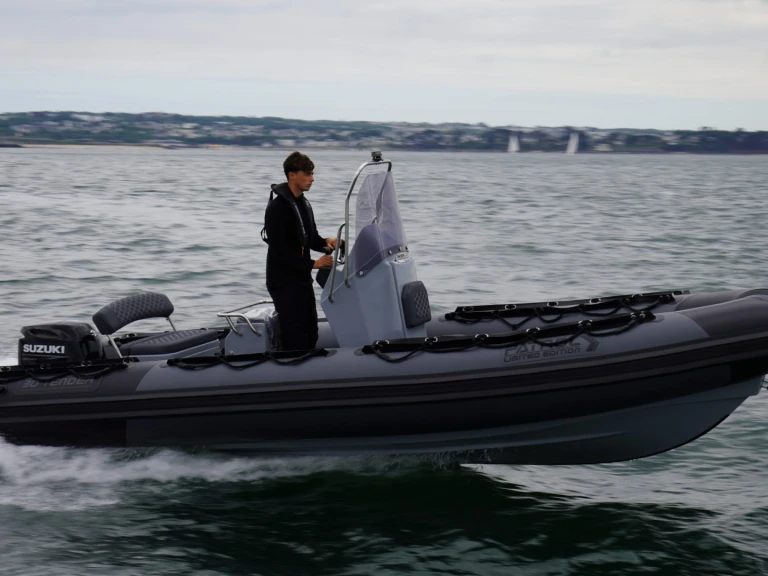 Noleggio a Lorient – 3D Tender 3D Tender 600 Patrol su SamBoat