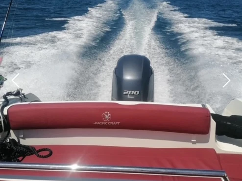 Noleggio Barca a motore Pacific Craft con patente nautica