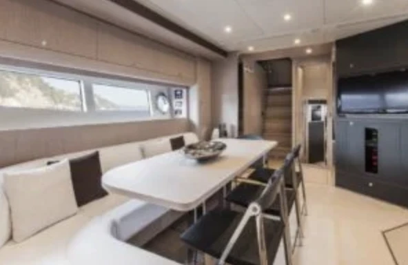 Noleggio Barca a motore a Saint-Tropez – Régal Regal 27 Fasdeck
