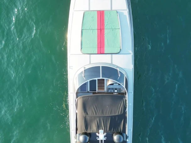 Noleggiare una Rizzardi CR 63 Top Line a Porto Cervo