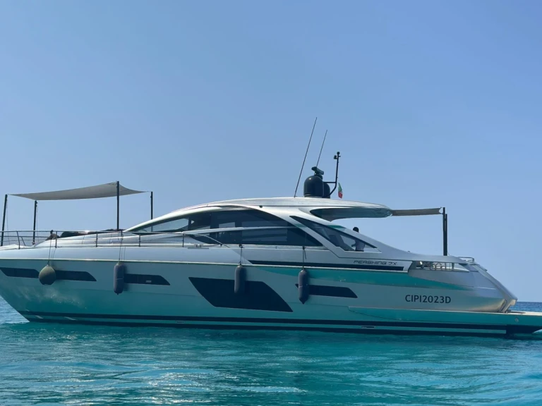 Noleggiare una Pershing Pershing 7 X a Balestrate
