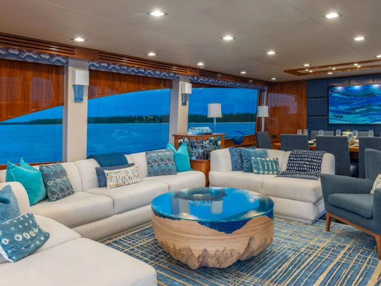 Noleggio Yacht di lusso Viking Yachts con patente nautica