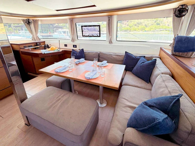 Noleggio Yacht di lusso a Tortola – Lagoon KERRY LEE