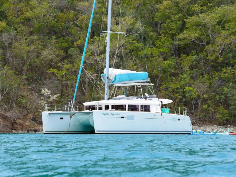 Noleggio Yacht di lusso Lagoon con patente nautica