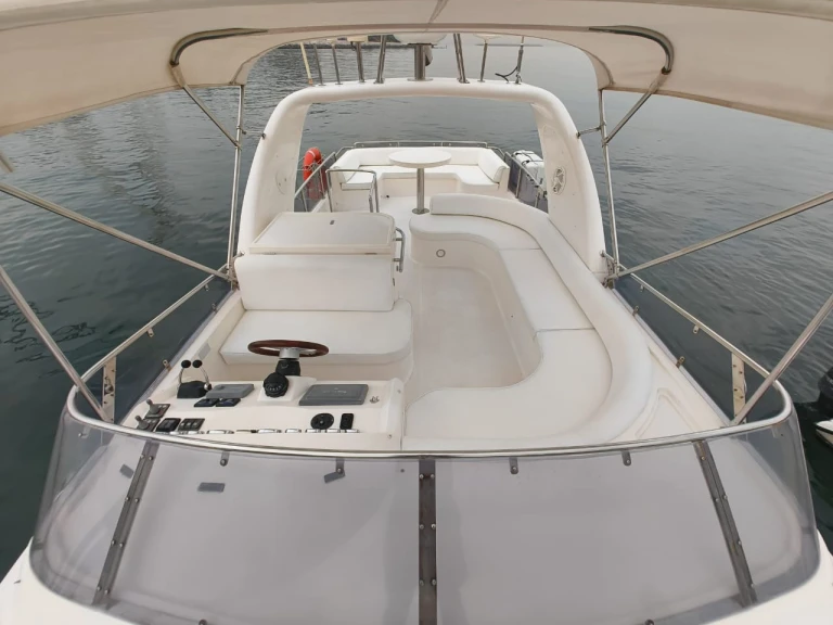 Noleggio a Dubai Marina – Majesty Yachts Mejesty 50 su SamBoat