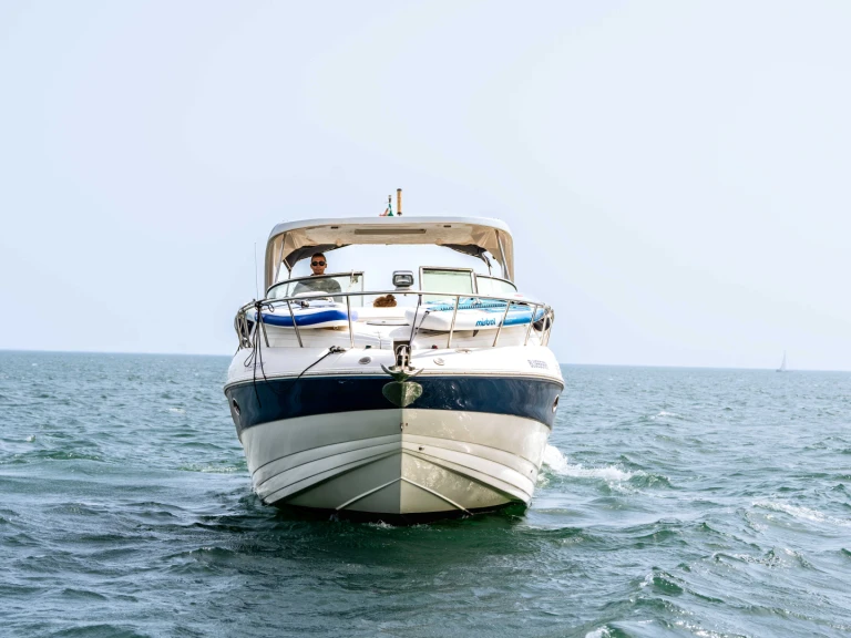 Noleggio barche Crownline Crownline 340 CR a Lagos su Samboat