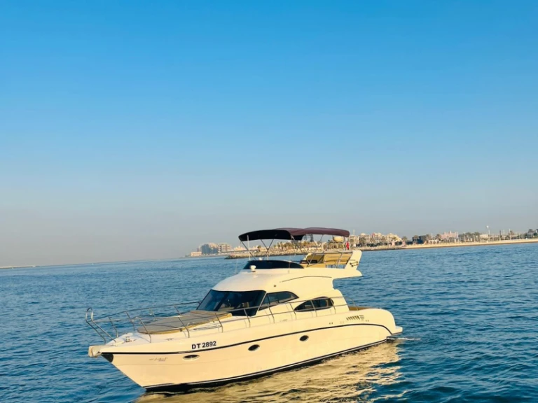Noleggio Barca a motore a Dubai Marina –  Al Shaali Marine AS 48