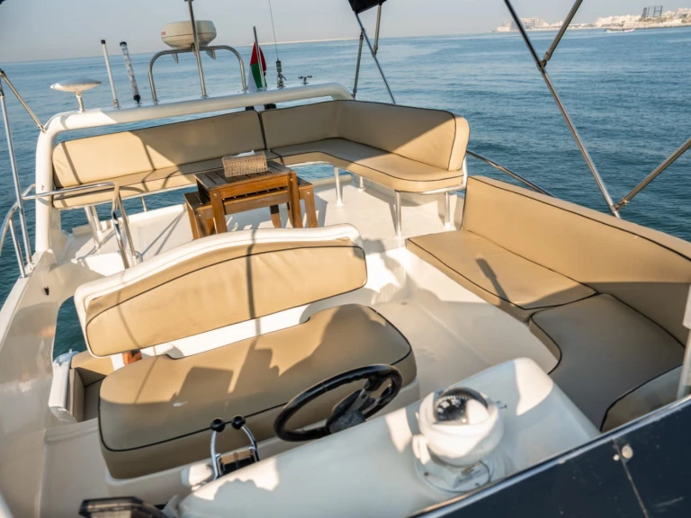 Noleggio Barca a motore con o senza skipper  Al Shaali Marine a Dubai Marina