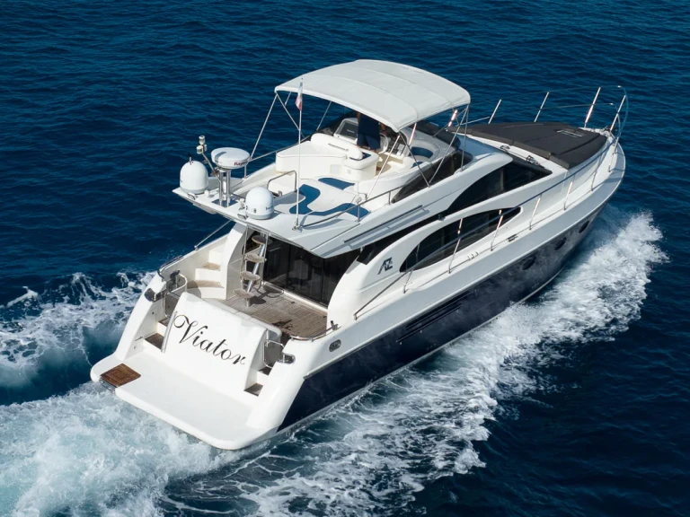 Custom Made custom da affittare a  Puerto Aventuras