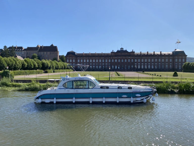 Noleggio barche Nicols Yacht Nicols Estivale Sixto Prestige C a Avignonet-Lauragais su Samboat