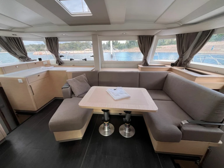 Catamarano a noleggio a Préveza al miglior prezzo