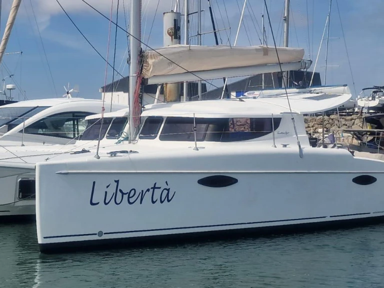 Noleggio Catamarano con o senza skipper Fountaine Pajot a Porto-Vecchio