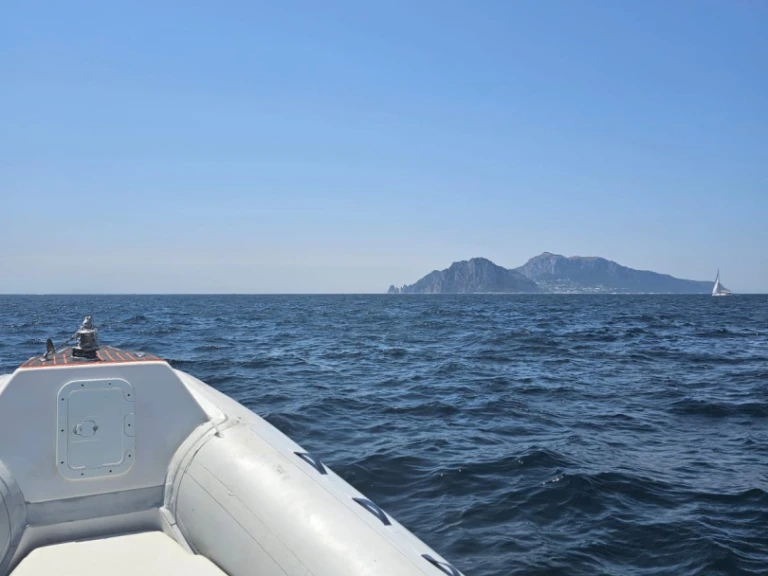 Sacs Sacs S 680 da affittare a  Porto di Torre del Greco