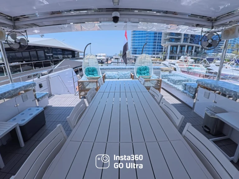 Noleggio Barca a motore con o senza skipper 101 Marine a Dubai Marina