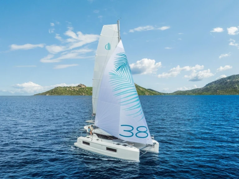 Catamarano a noleggio a Seget Donji al miglior prezzo