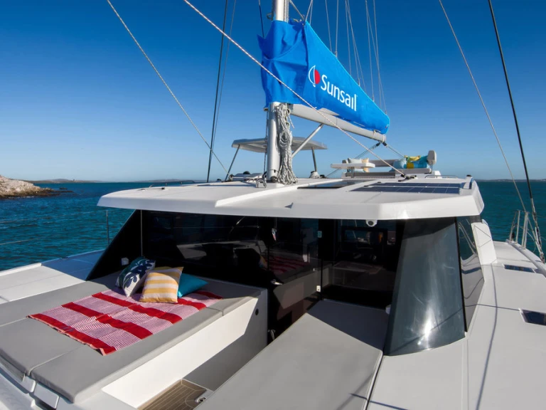 Noleggio Catamarano  con patente nautica