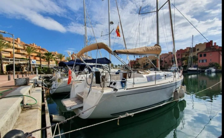 Noleggio Barca a vela con o senza skipper Dufour a Puerto Sotogrande