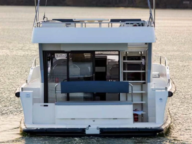 Noleggiare una Le Boat Horizon 1 a Decize