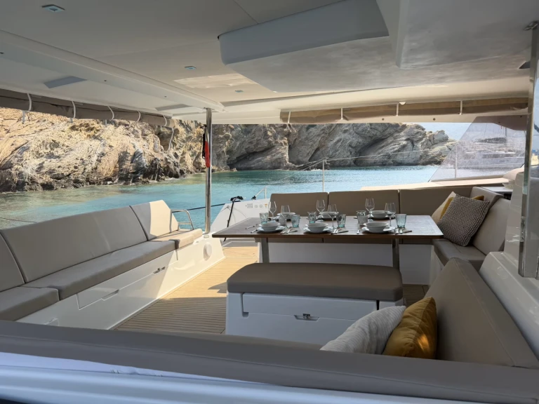 Fountaine Pajot Aura 51 da affittare a  Álimos