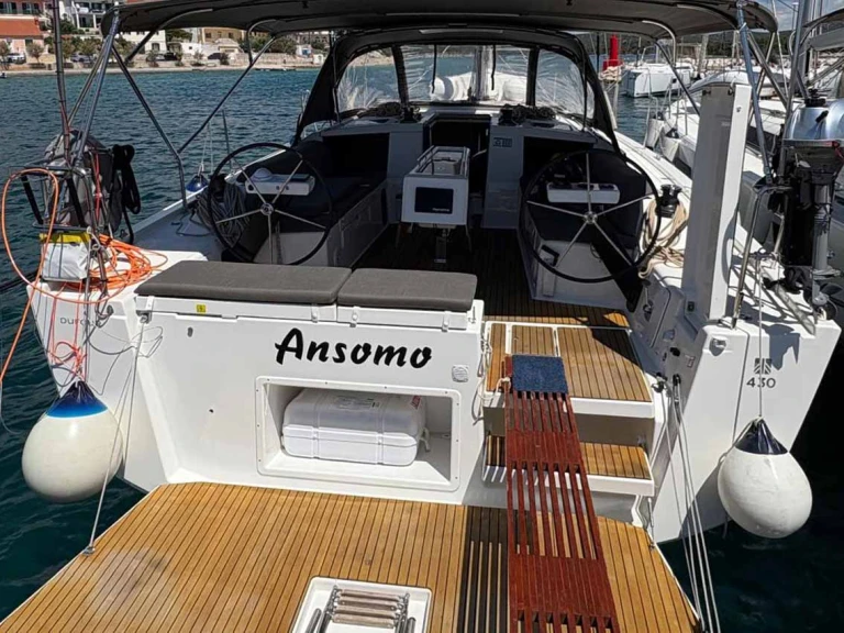 Noleggio Barca a vela a Murter-Kornati – Dufour Dufour 430